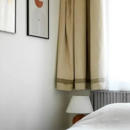 Proche Gare Et Gem: Equipe,wifi Fibre, Balcon * Grenoble